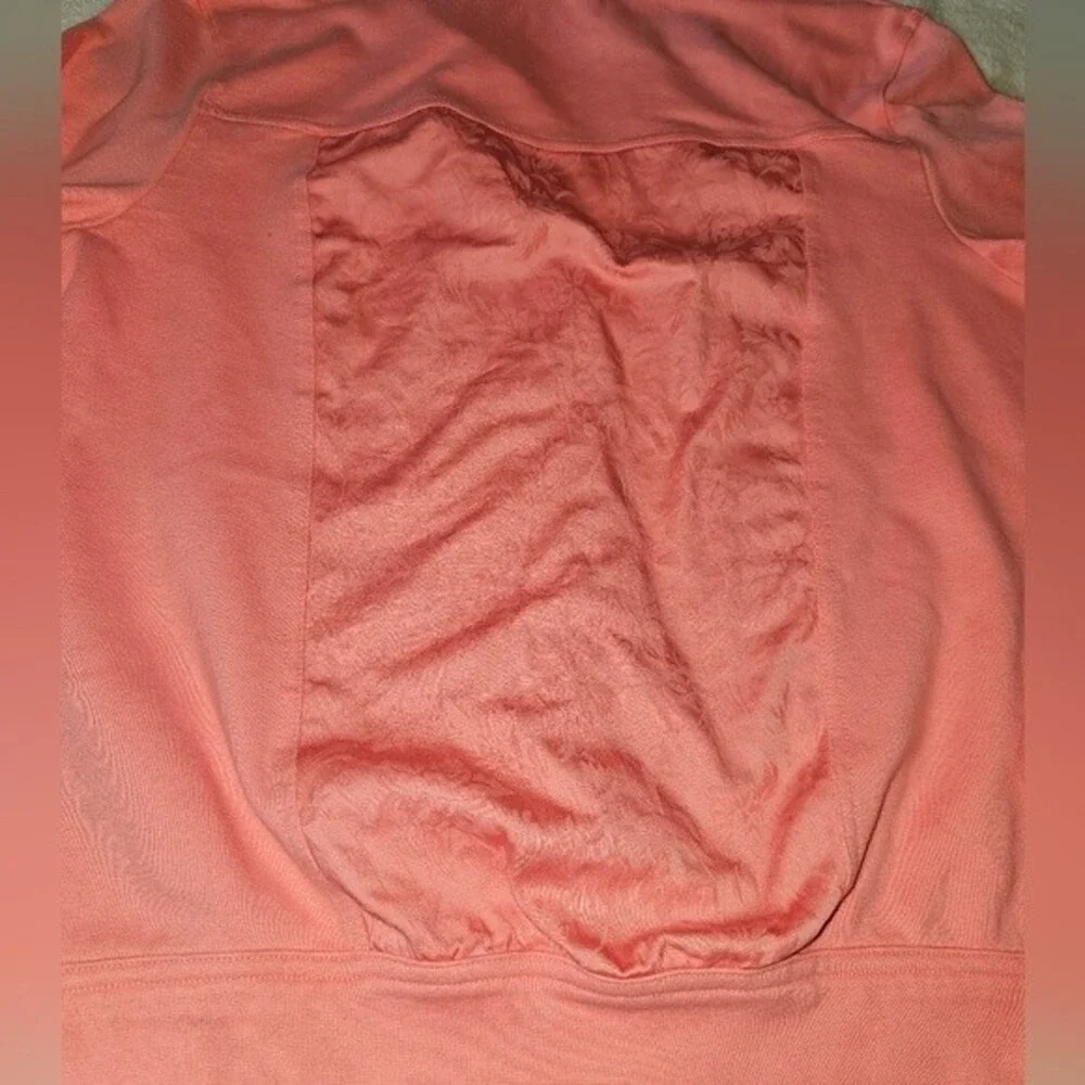 Unbranded modern curves